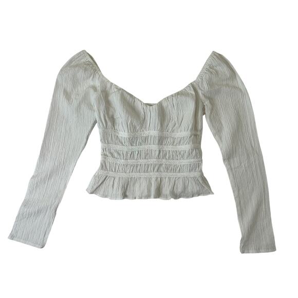Topshop Tops - Topshop women's Cream Long Sleeve Open Neck Blouse Size 6